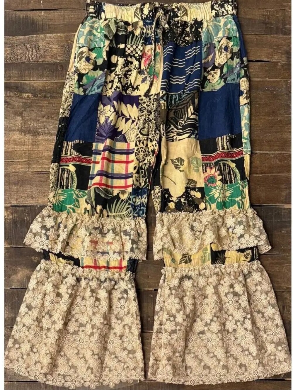 #1901 Jaded Gypsy Moonpetal Ruffle Pants